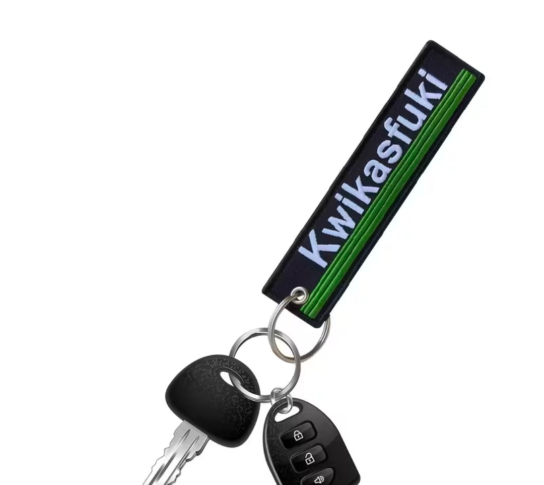 Kwikasfuki broderad nyckelring